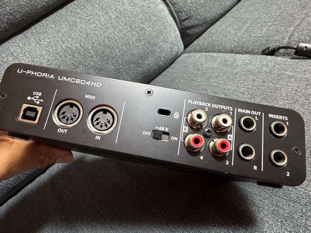 BehringerU-PHORIA UMC204HD オーディオインターフェイス