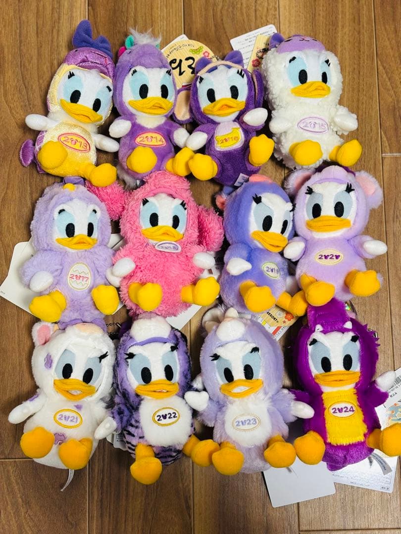 ディズニー干支ぬいぐるみバッジ12種