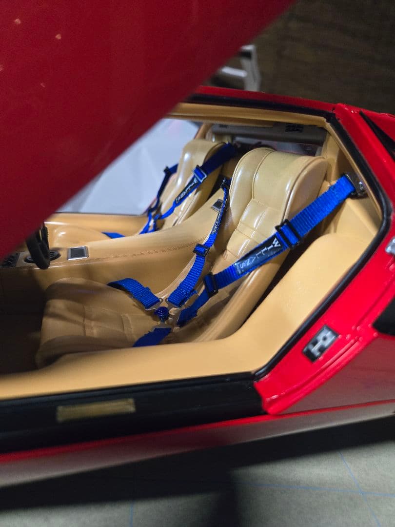 ディアゴスティーニ 1/8 ランボルギーニカウンタックLP500S