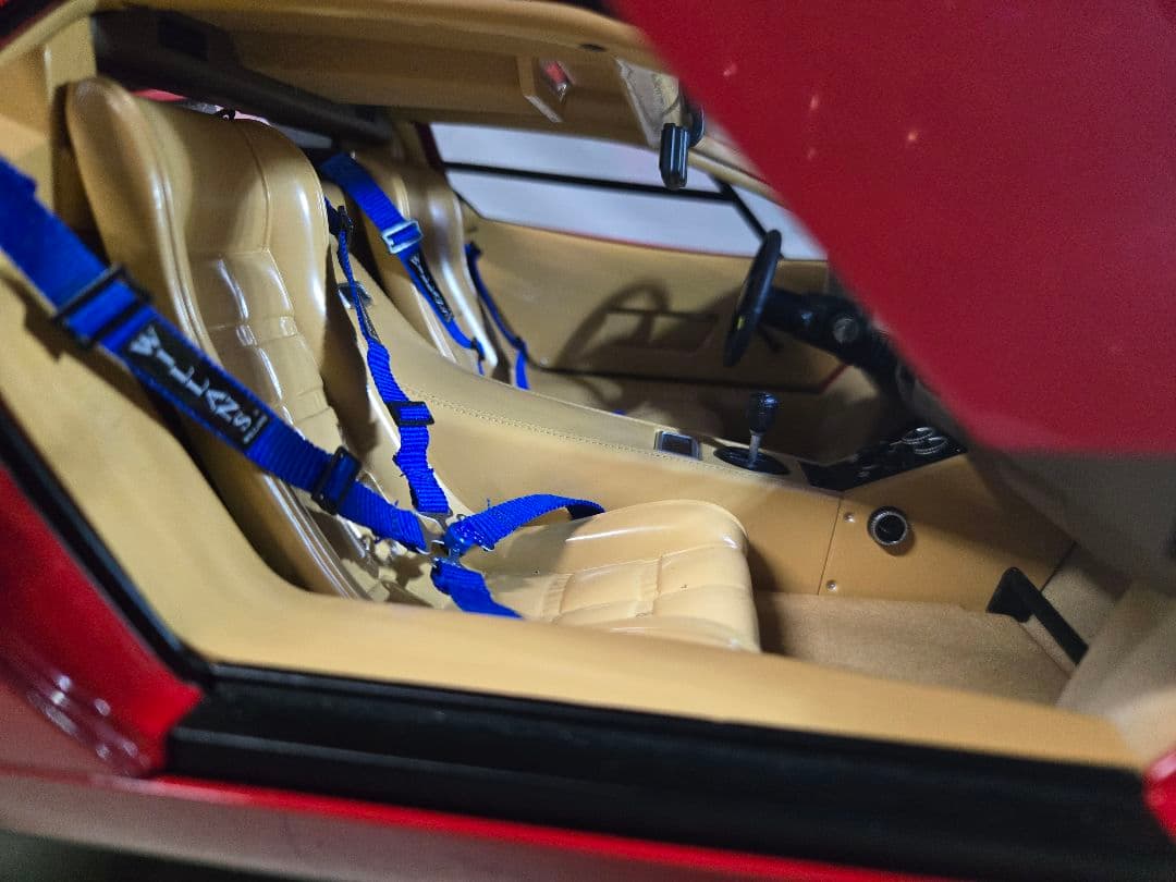 ディアゴスティーニ 1/8 ランボルギーニカウンタックLP500S