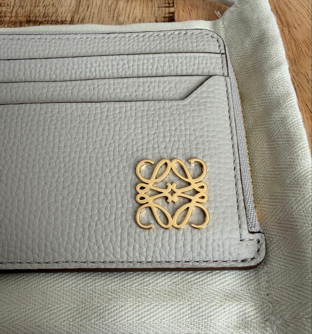 極美品＊アナグラム スクエア カードホルダー　ライトゴースト ケース