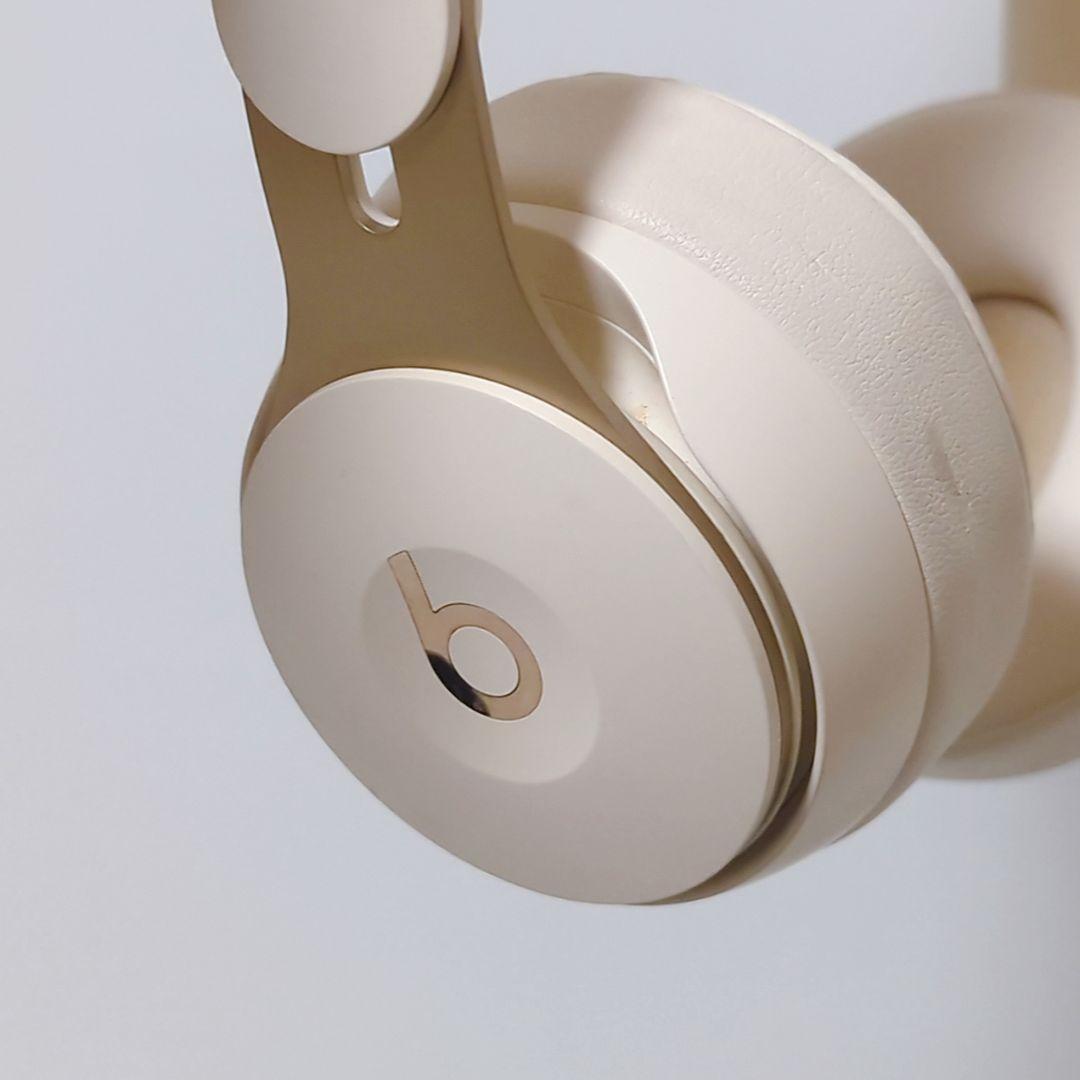 専用 Beats Solo Pro ワイヤレスヘッドホン A1881 アイボリー