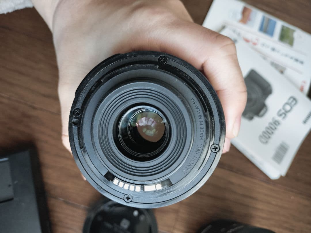 Canon EOS 9000D デジタル一眼レフカメラ