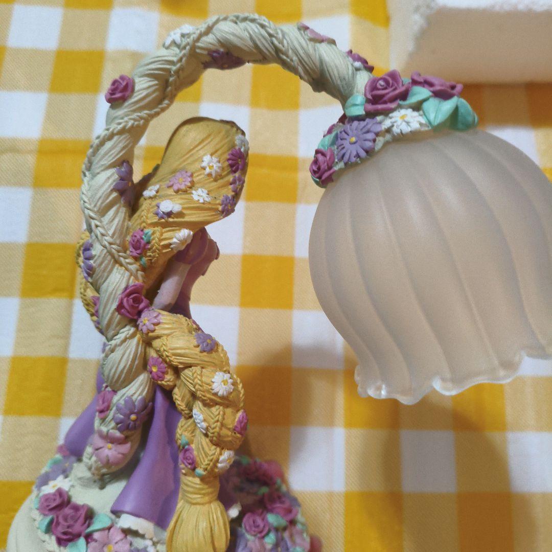 ディズニーストア　ラプンツェル　LEDライト　Disney　フィギュア　置物