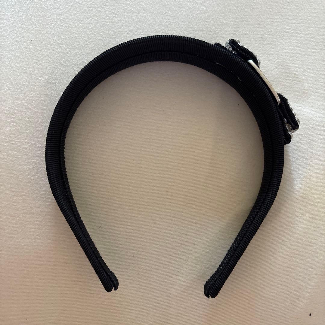 1*様 Ferragamo カチューシャ