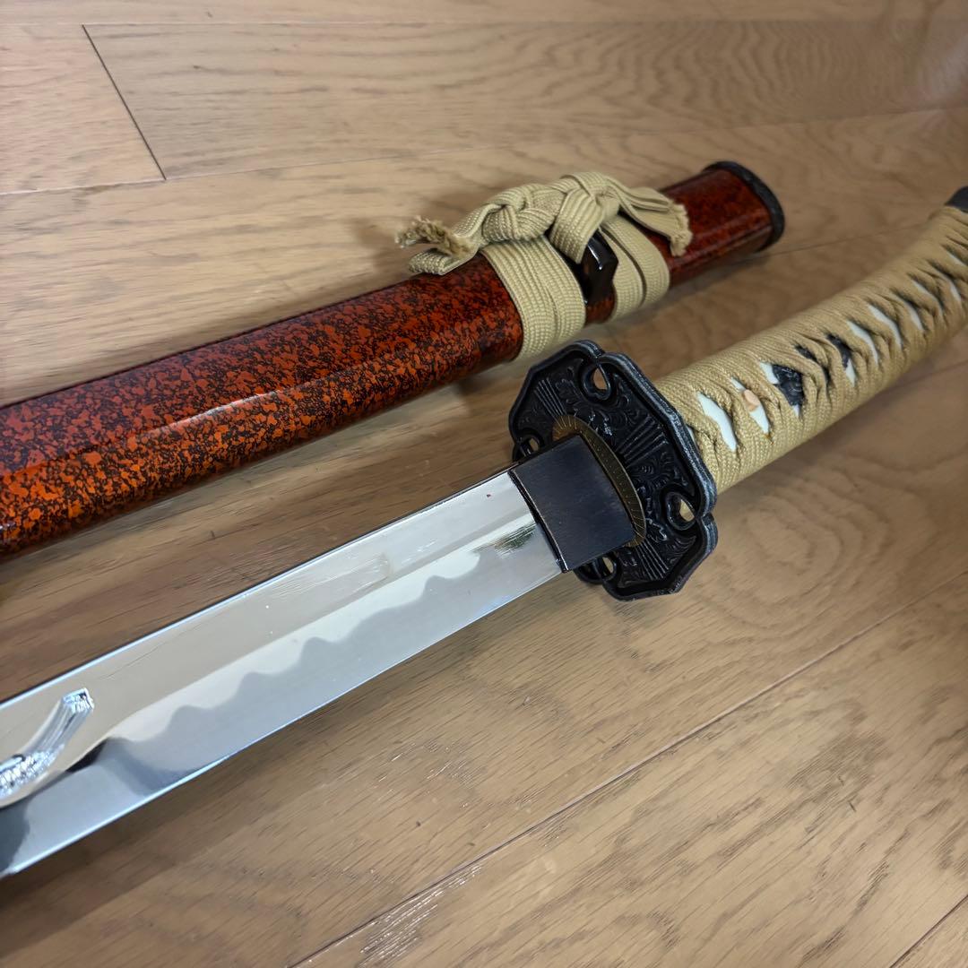 模造刀 美品 伝統的な日本刀スタイルの装飾刀　オレンジ