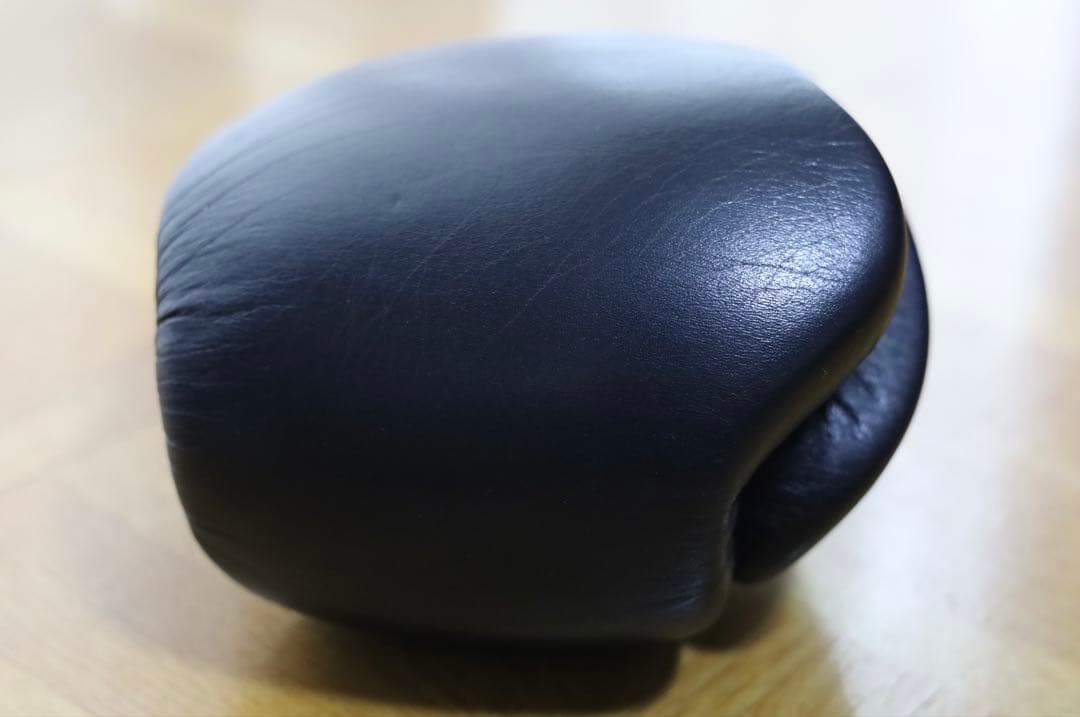 Winning グローブ 8oz 半月使用 美品 トレーニング向け