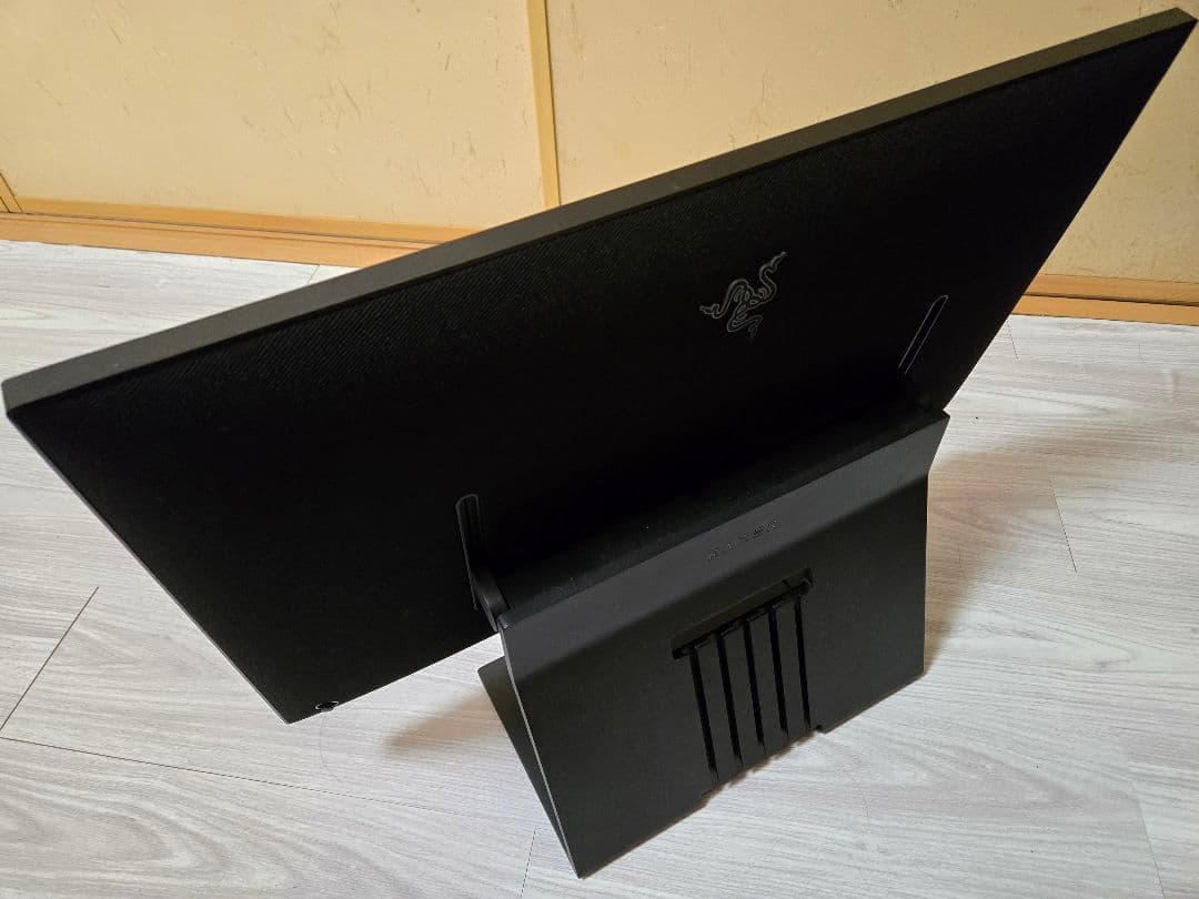 Razer Raptor 27 ゲーミングモニター 本体