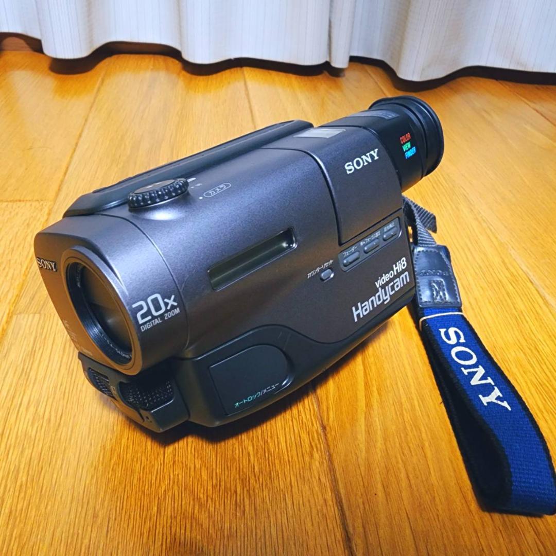 T*9様 【動作確認済】高画質 SONY Hi8 ビデオカメラ CCD-TR11