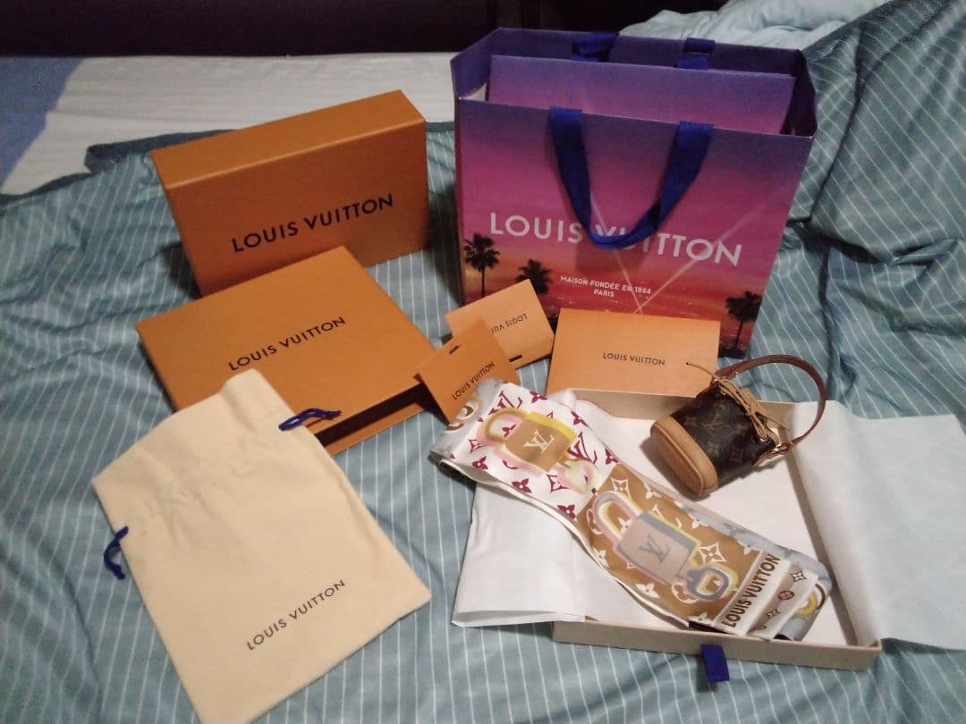 ルイヴィトン　モノグラム　マイクロミニミニ　レア　ポシェットホルダー