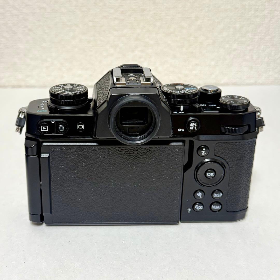 【美品】Nikon Zfc 16-50 VR レンズキット ブラック　備品付き⭐︎