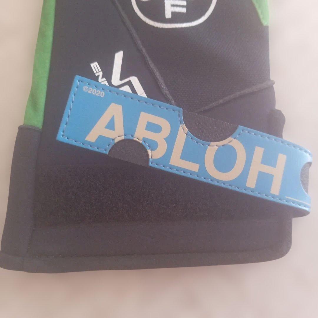 【極・レア品】オフホワイト メンズ 手袋 ブラック×グリーン Gloves