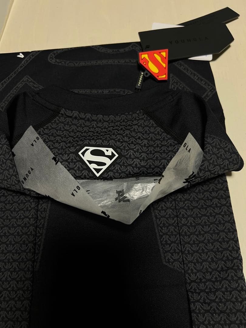 正規品　YOUNG LA スーパーマン　コンプレッション　Tシャツ　新品未使用