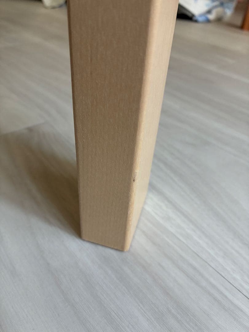 Artek 90B テーブル　ホワイトラミネート