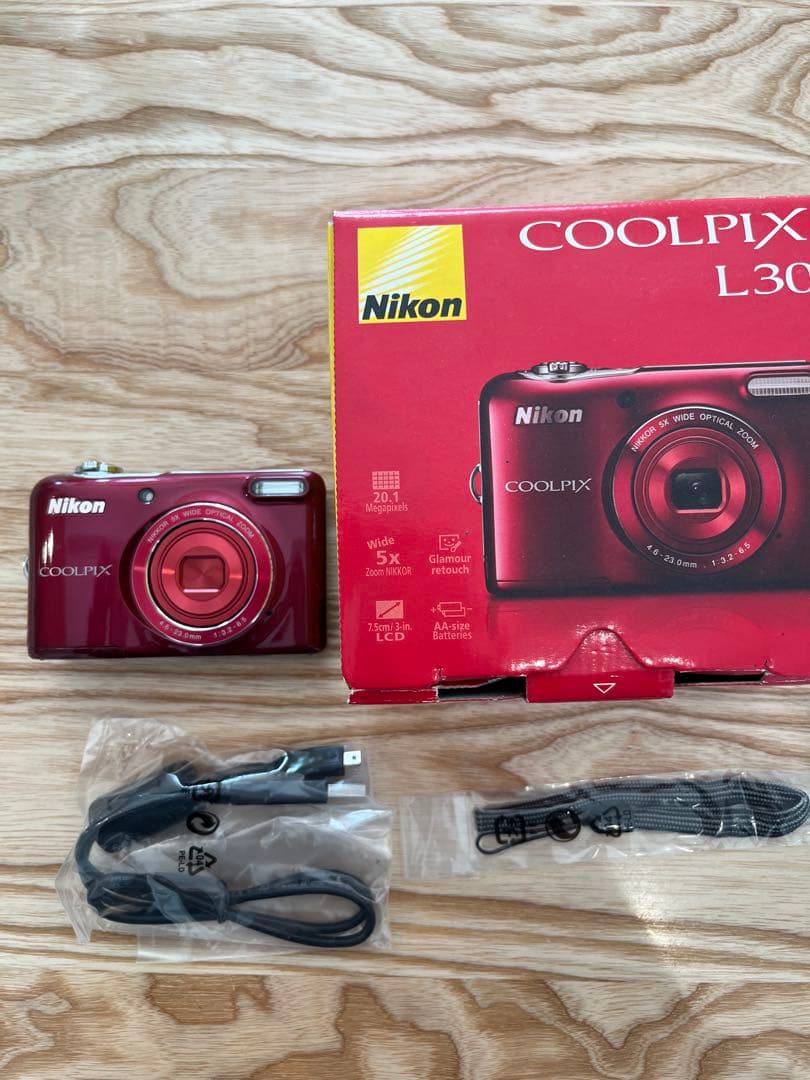 Nikon COOLPIX L30 レッド