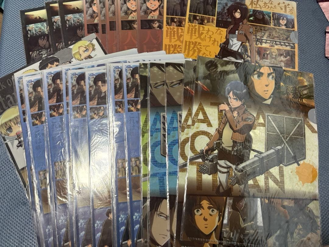 142枚セット アニメ クリアファイル まとめ売り！激安！ ダンボール発送
