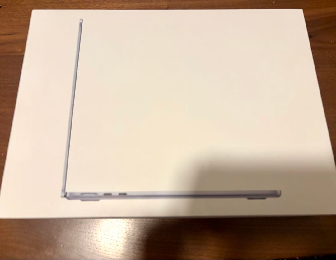 13インチMacBookAir16GBメモリー256GBストレージ スカイブルー