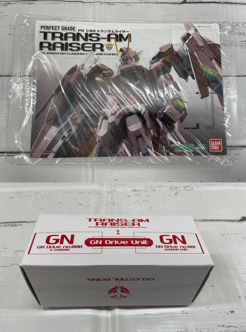 ◆未組立◆PG 機動戦士ガンダムＯＯトランザムライザー 1/60