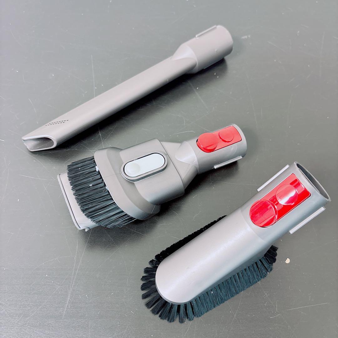 超美品 ダイソン V11 Fluffy+ バッテリー良好 スタンド付 フルセット