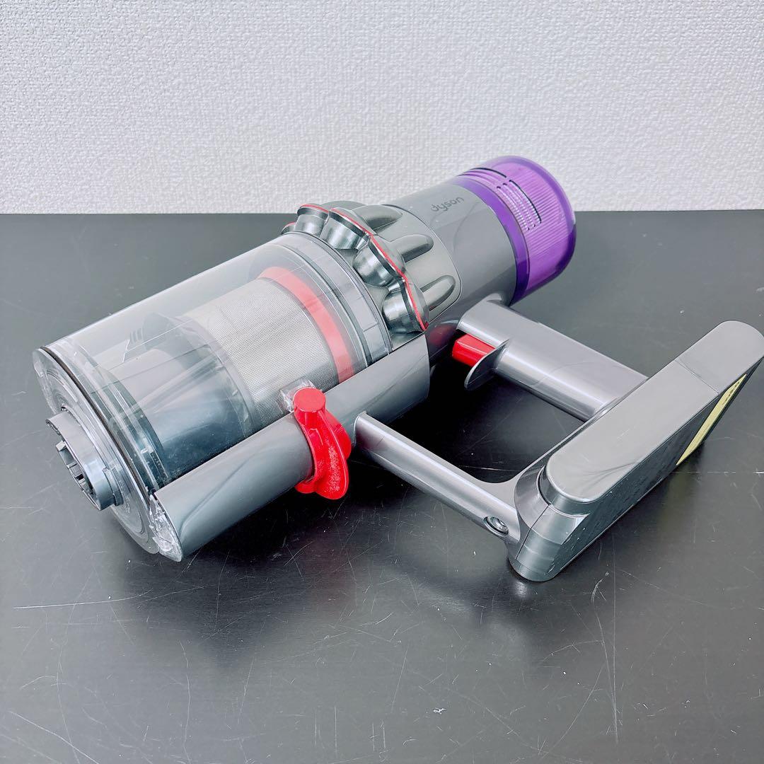 超美品 ダイソン V11 Fluffy+ バッテリー良好 スタンド付 フルセット