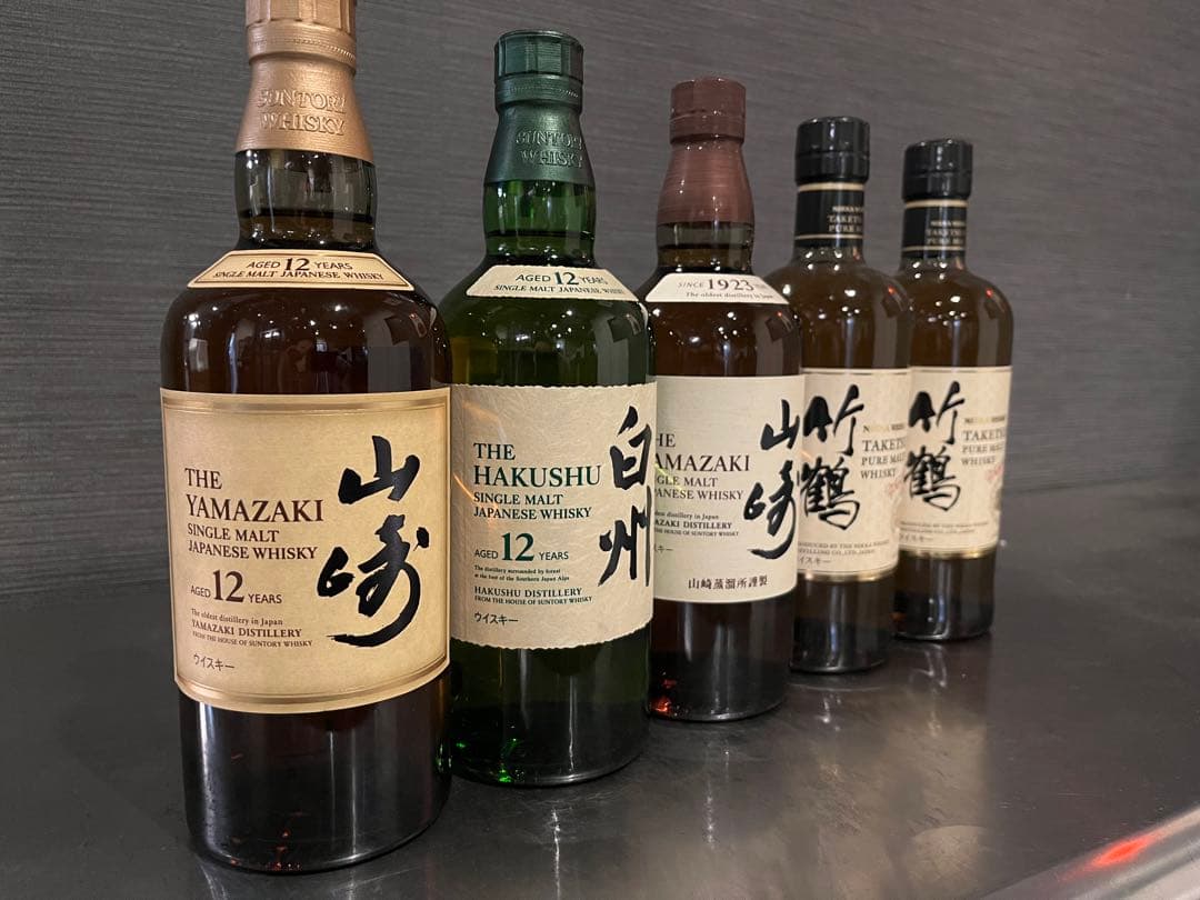 山崎12年・白州12年・山崎NV・竹鶴2本、計5本