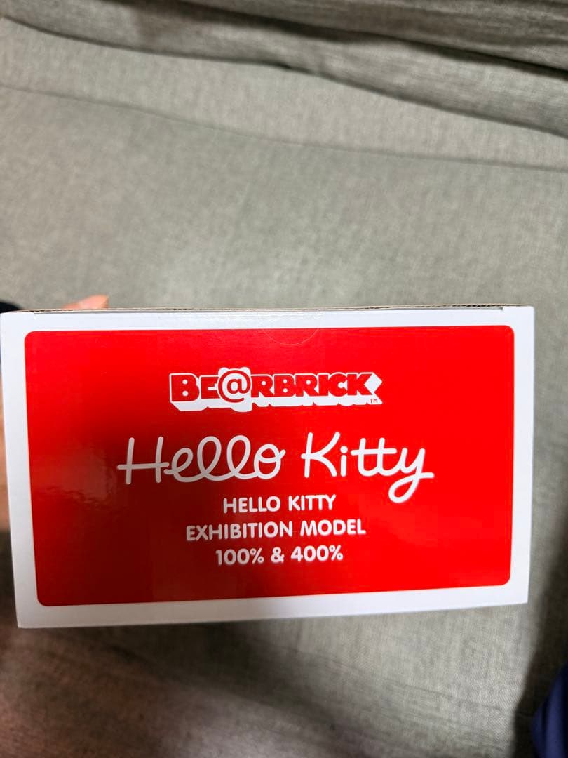 ハローキティ 50周年 限定ベアブリック400%
