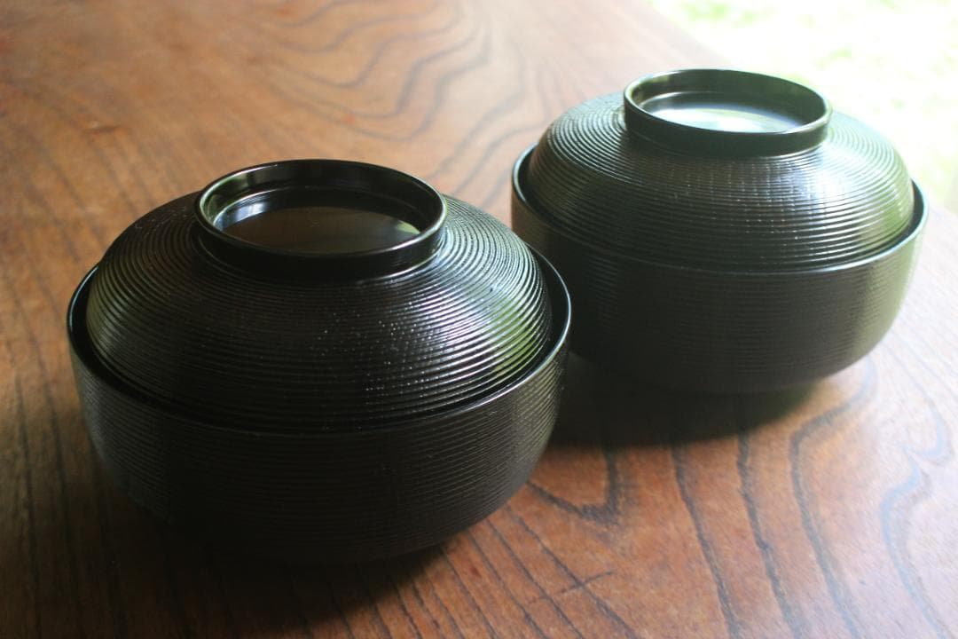 デッドストック！極上糸目黒漆に風情ある吹寄せ蒔絵の映える大椀2点（検輪島塗雑煮椀