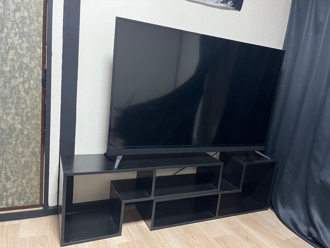 4Kテレビ 58V型　テレビ台付き