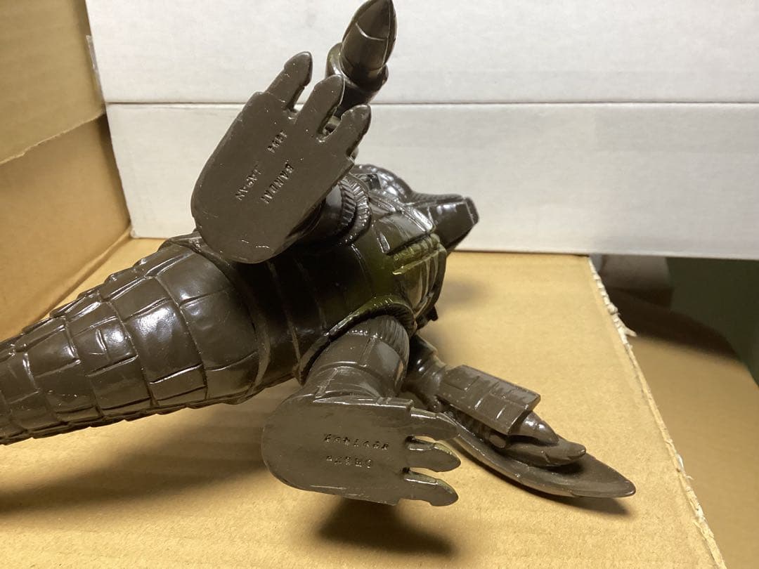 バンダイ　旧ウルトラ怪獣シリーズ　1984初版グランドキング　現状現品渡し当時物
