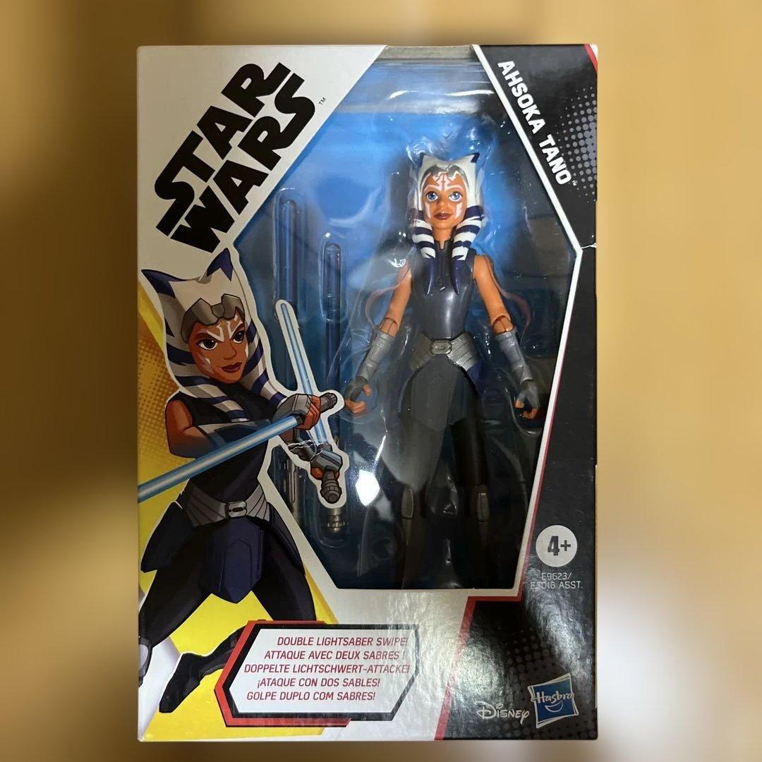 スターウォーズ　ホットトイズ　hottoys アソーカ・タノ　セット