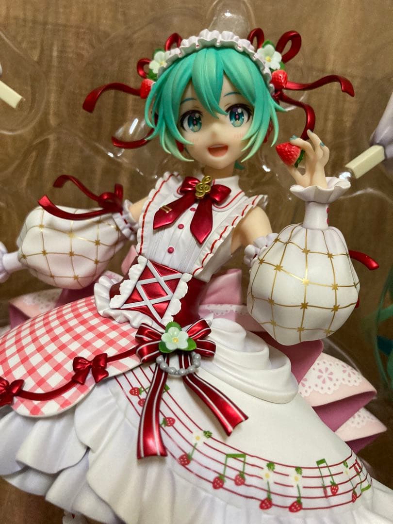 グッドスマイルカンパニー 1/7 初音ミク 15th Anniversary