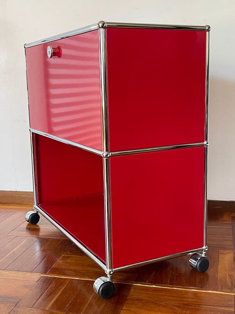 USM ハラー 1列 2段 ドロップダウンドア キャスター キャビネット