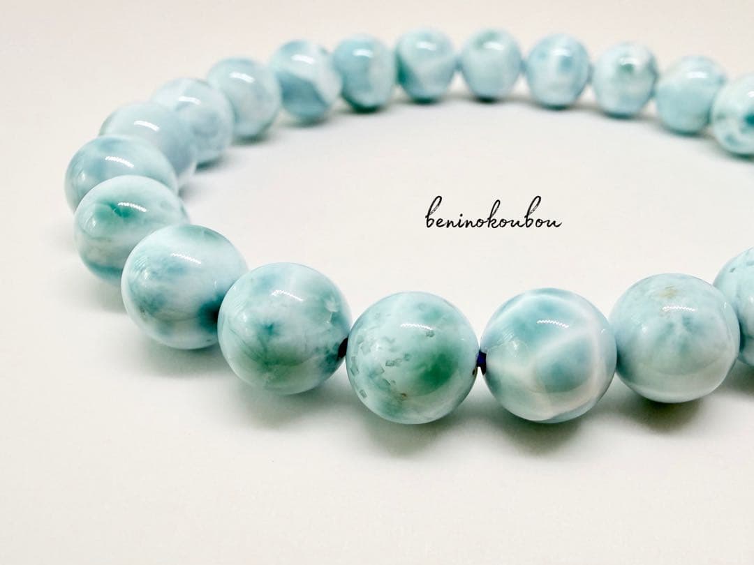 海の静けさを纏う｜高品質ラリマー 天然石ブレスレット