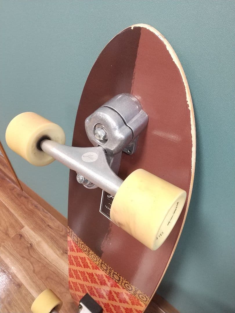 スケートボード YOW TEAHUPOO