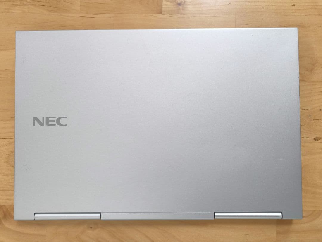 【2in1ノートパソコン】タッチパネル／i5第8世代／Windows11／カメラ