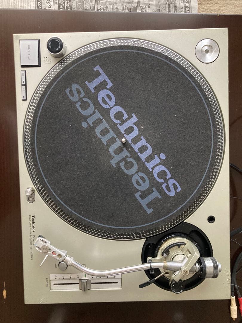 Technics SL-1200 ターンテーブル カバー付き　カートリッジ付き
