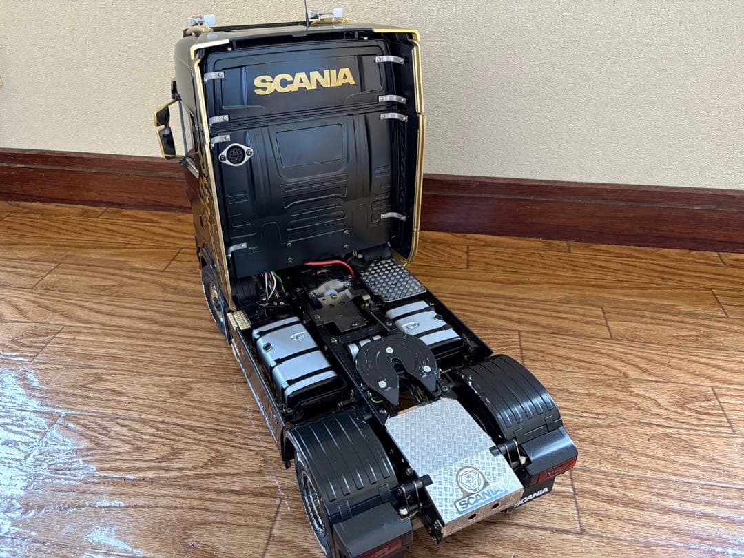 タミヤ 1/14RC スカニア770S 4×2 フルオペ➕ フラットベッドSET