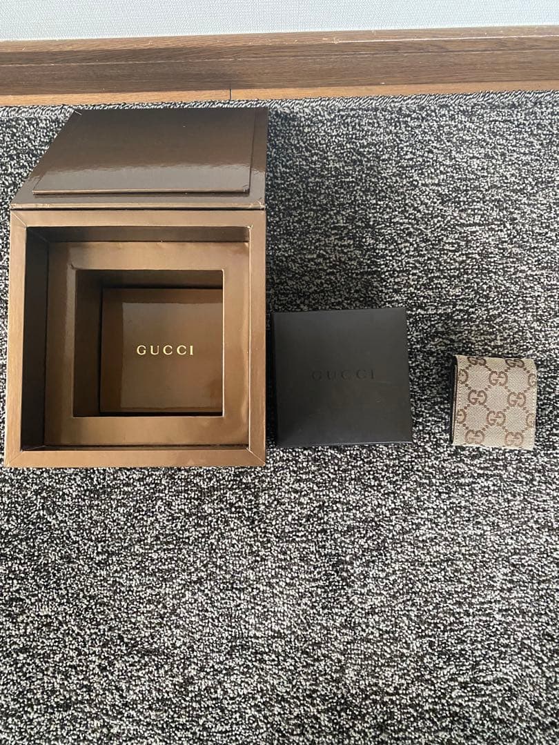 GUCCI 置時計