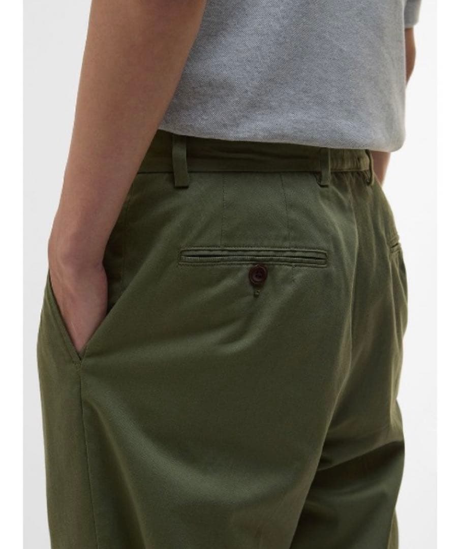 Barbour ted チノパン（リラックスフィット）