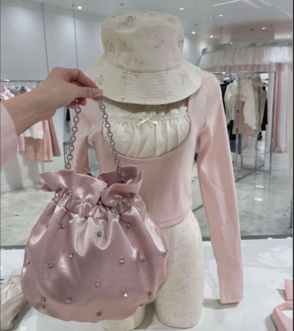 epine エピヌ　ビジューサテンショルダーバッグ