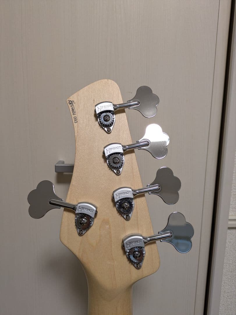Kikuchi Hermes MV 5Ash/Maple 5弦ベース