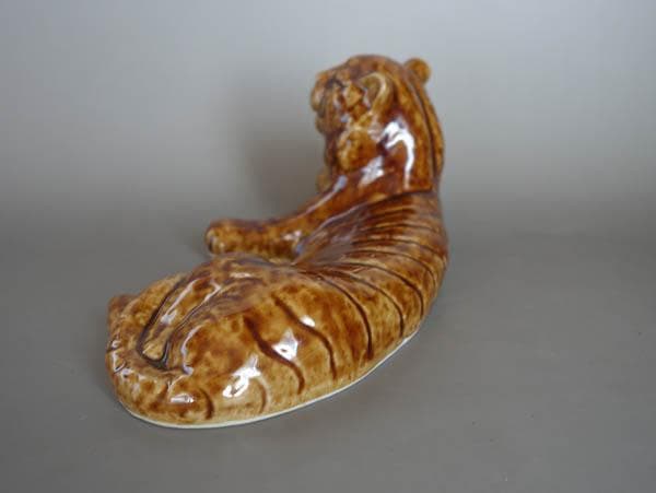 九谷焼　二代　徳田八十吉 虎　寅 フィギュリン　置物 共箱 文化勲章　2306