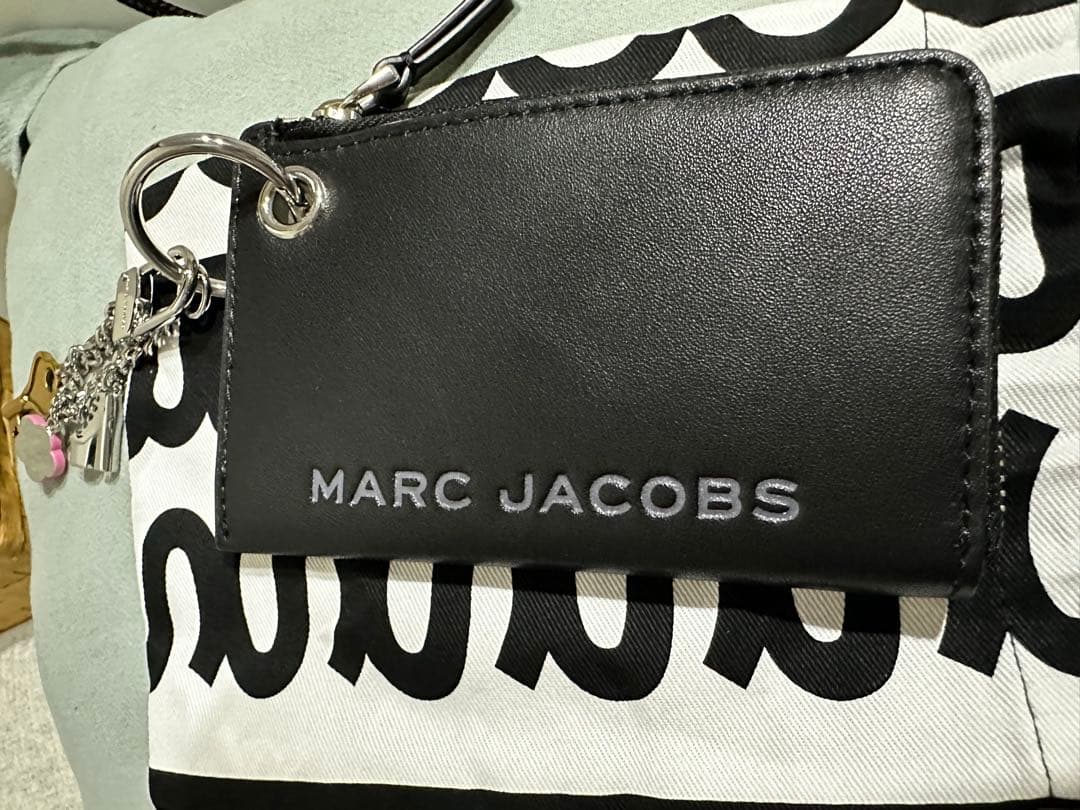 【美品】MARC JACOBS レザー  ケース