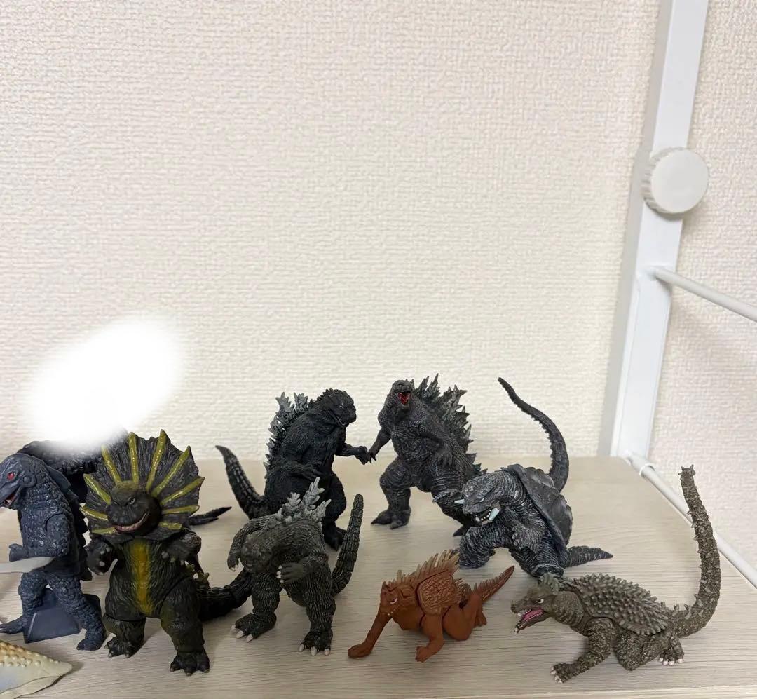 【バラ売り対応歓迎】HGなど 怪獣フィギュア