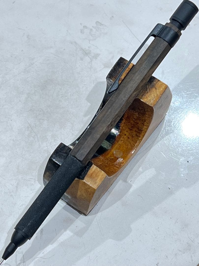 kkTechDraw2 0.5mm 黒柿　八角軸