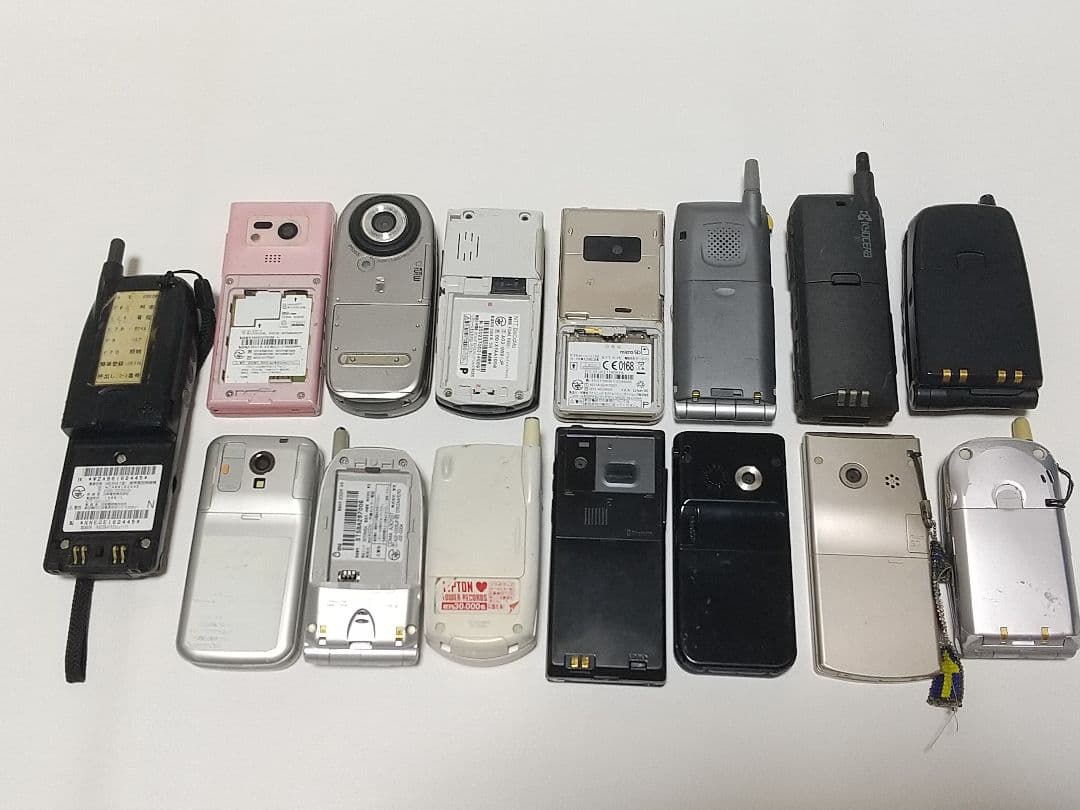 中古携帯電話セット ガラケー 15台
