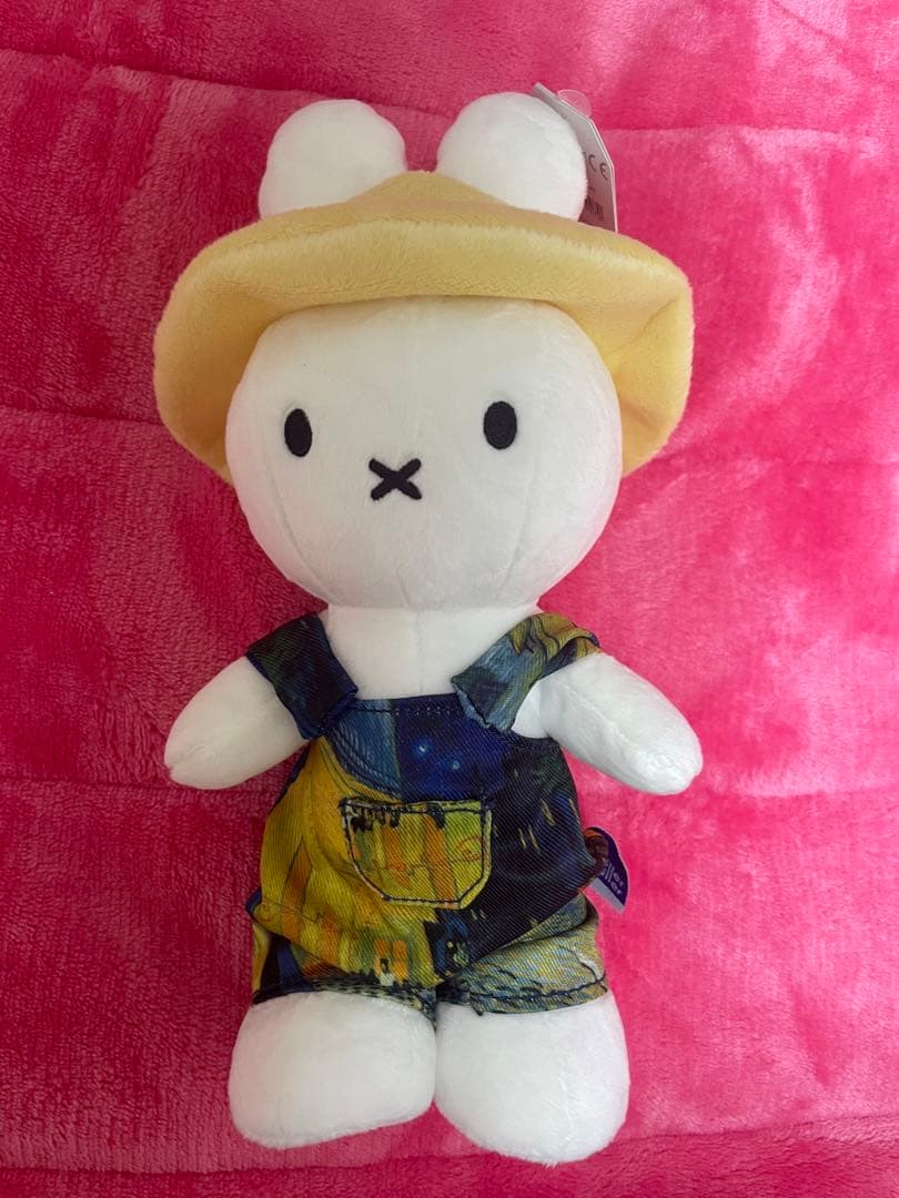 ゴッホ展　ミッフィー ぬいぐるみ　夜のカフェテラス