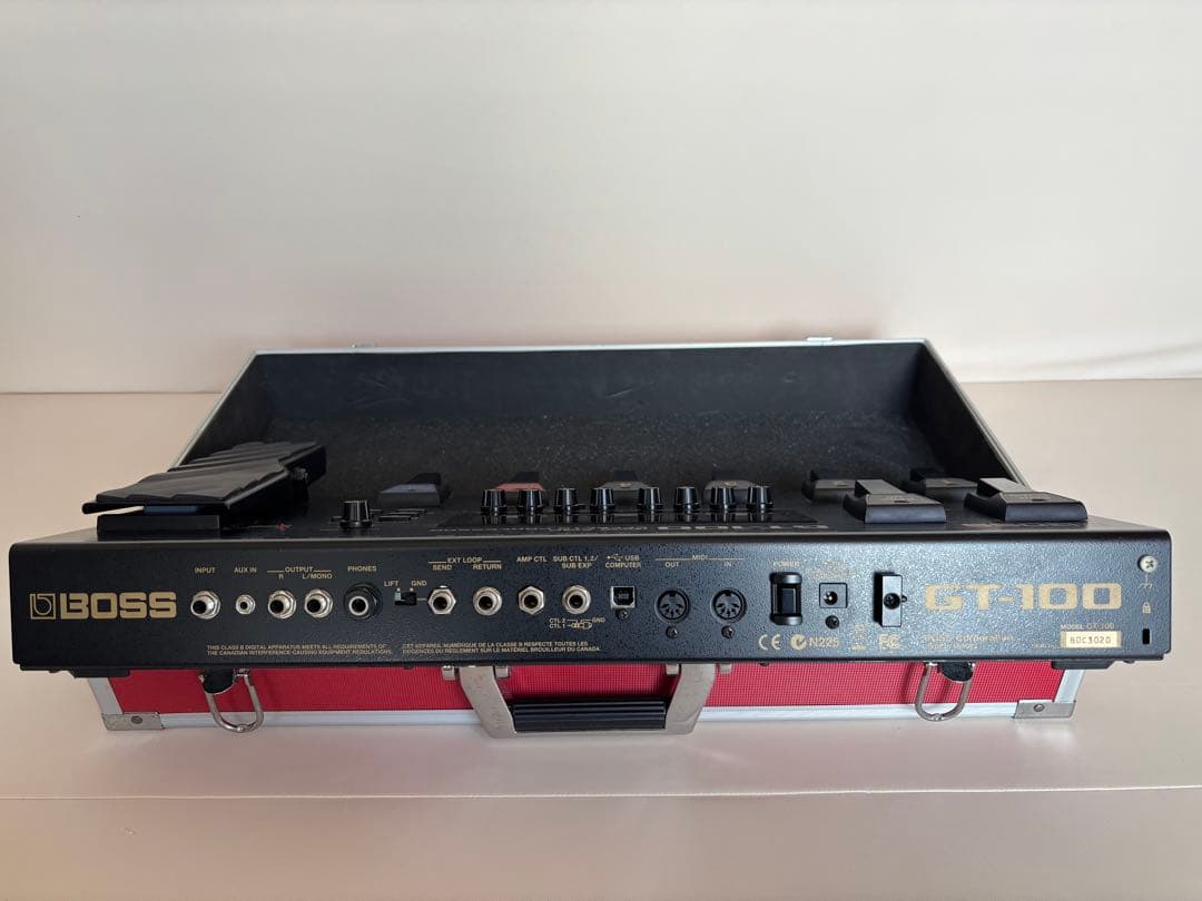 【週末限定値引】BOSS GT-100 ハードケース付き