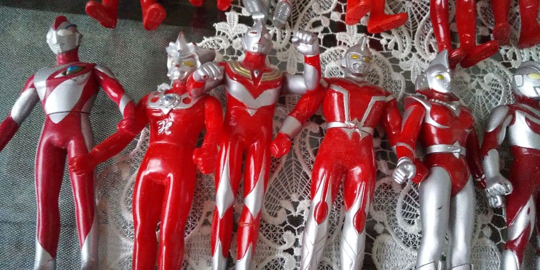 ウルトラマンソフビ 33体とオマケ難有1体