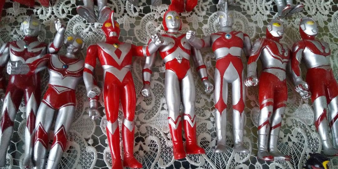 ウルトラマンソフビ 33体とオマケ難有1体